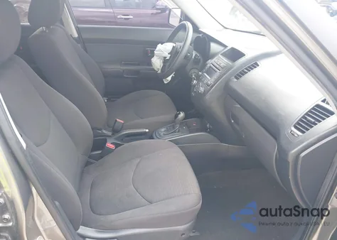 2013 Kia Soul z USA, uszkodzony, nr VIN KNDJT2A54D7605122